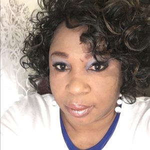 Meet your Posher, Cherry